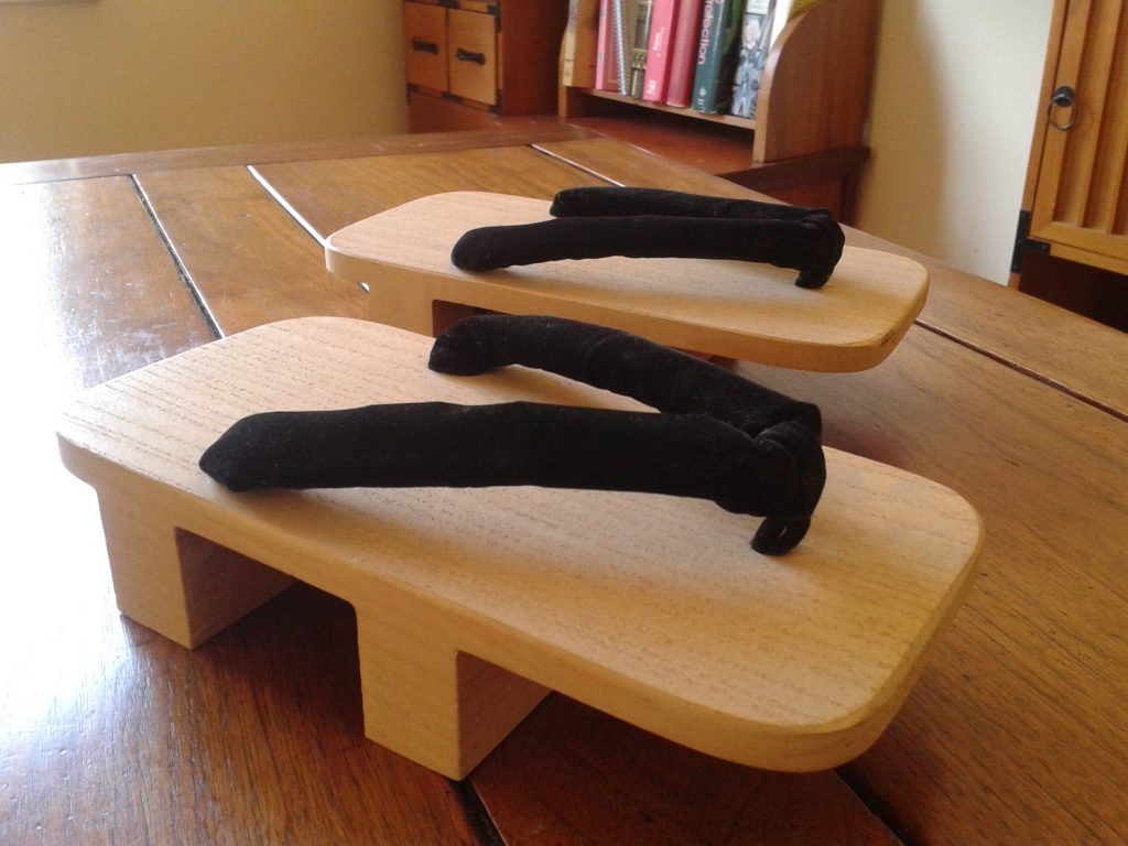 Japanese Wooden Sandals - CraftySandals.com